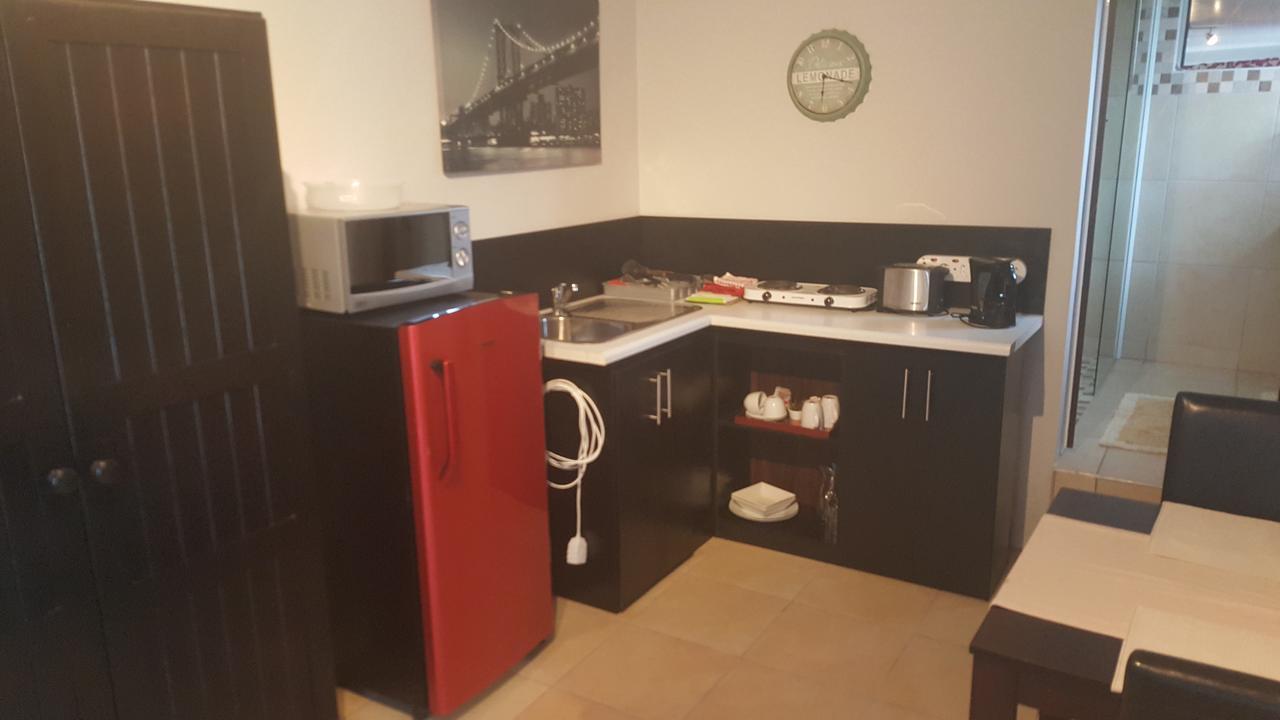 Beachway Guesthouse Port Elizabeth Zewnętrze zdjęcie